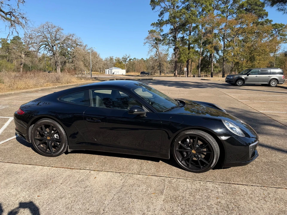 2018 Porsche 911 - Image 5 of 24