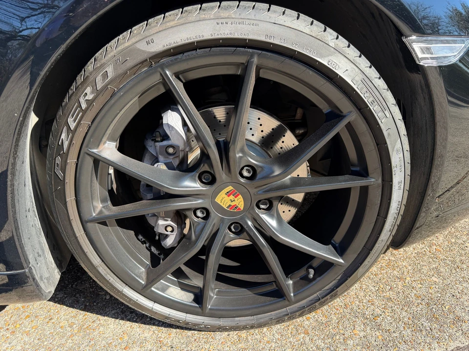 2018 Porsche 911 - Image 9 of 24