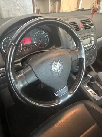2009 Volkswagen A5 Jetta - Image 2 of 6