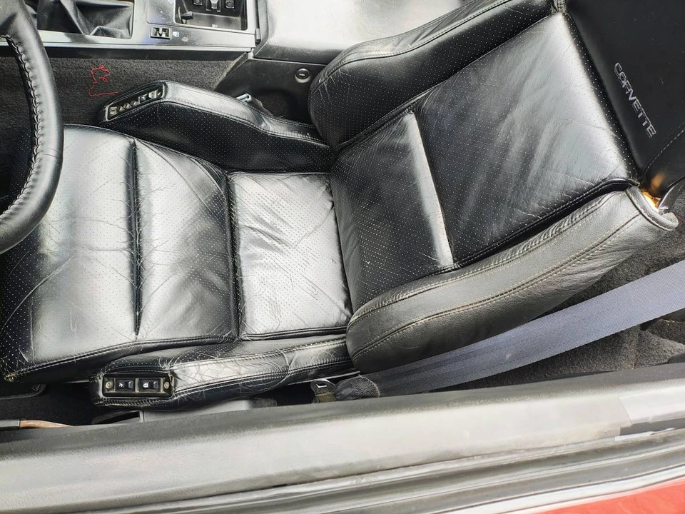 1988 Chevrolet Corvette C4 - Image 19 of 20