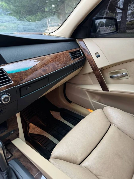2007 BMW E60 5 Series Sedan - Image 14 of 19