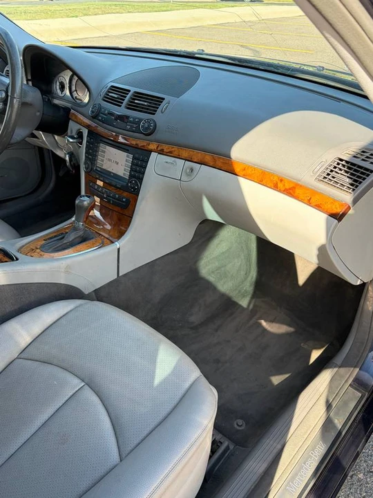 2007 Mercedes-Benz W211 E-Class - Image 14 of 16