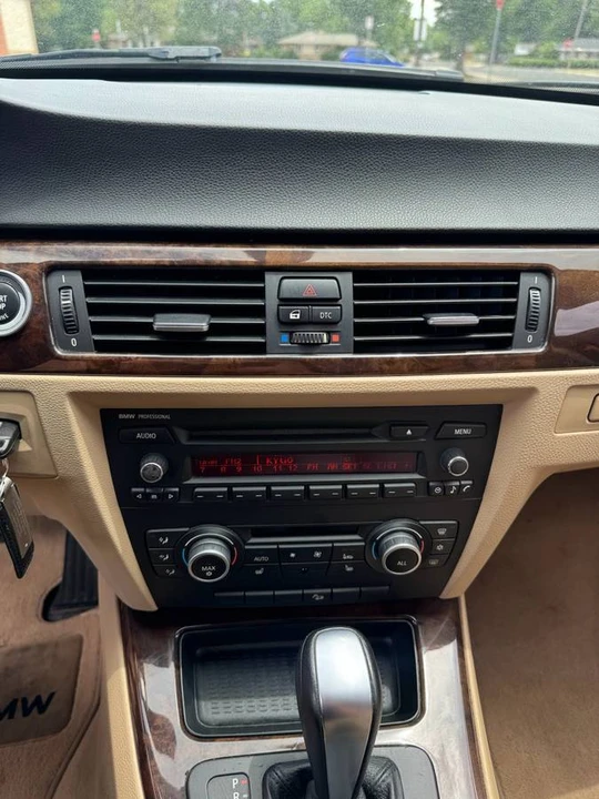 2010 BMW E90 335i Sedan - Image 13 of 19