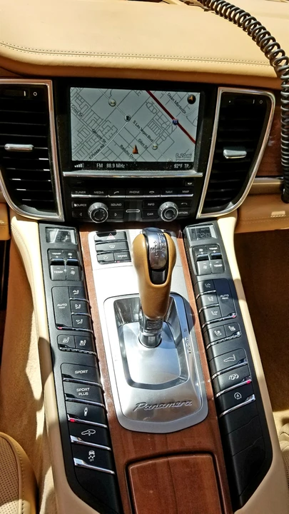 2013 Porsche 970 Panamera GTS - Image 9 of 12