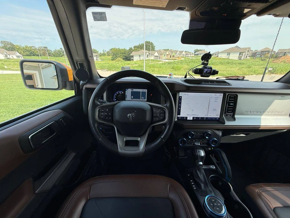 2022 Ford Bronco 6th Gen - Image 9 of 17