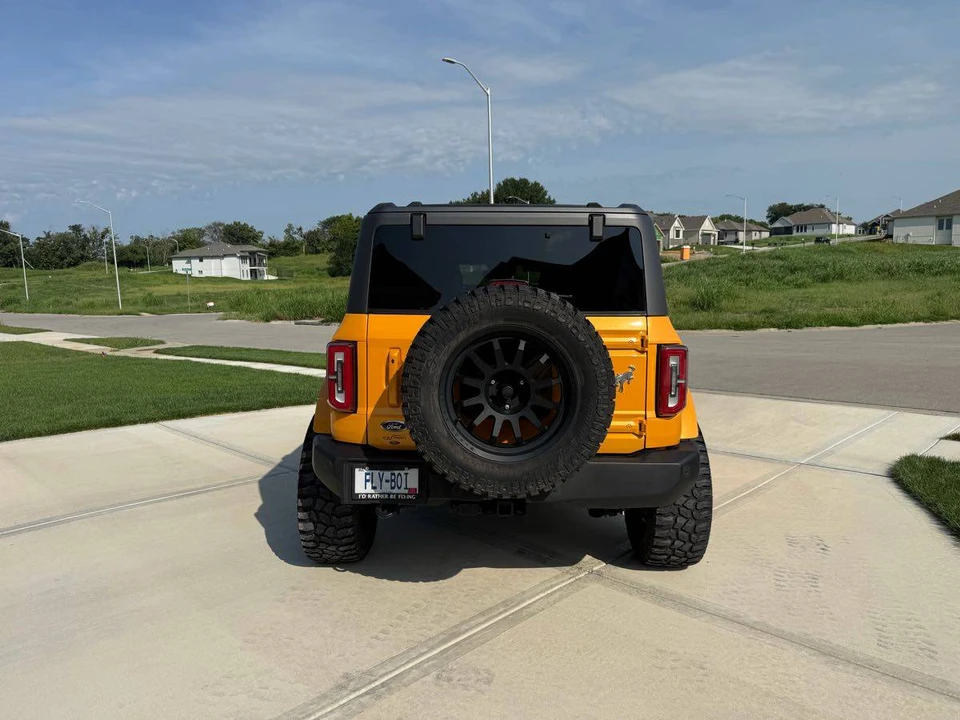 2022 Ford Bronco 6th Gen - Image 3 of 17
