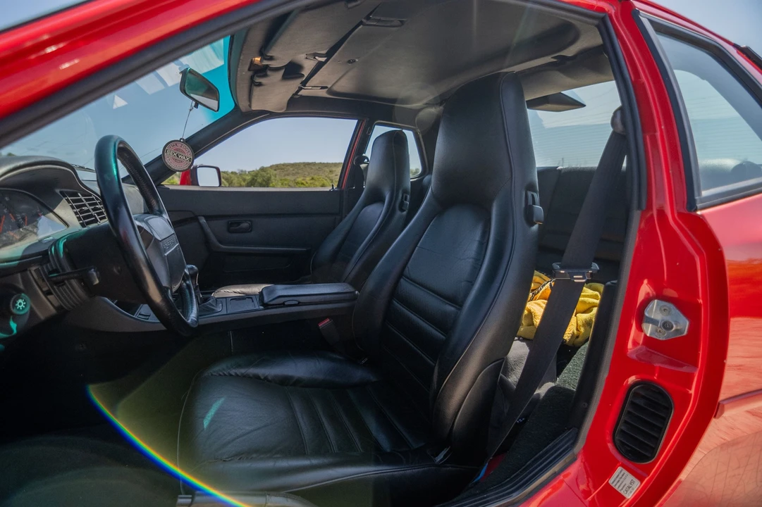 1987 Porsche 944 Turbo - Image 23 of 31