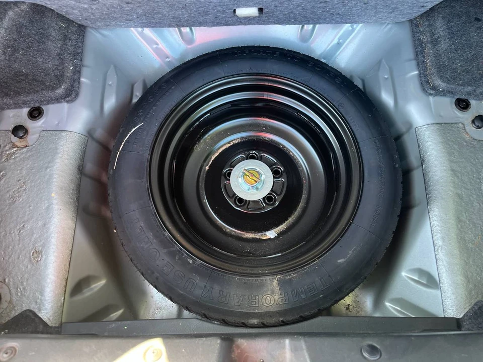 2003 Acura CL 2nd Gen - Image 9 of 9