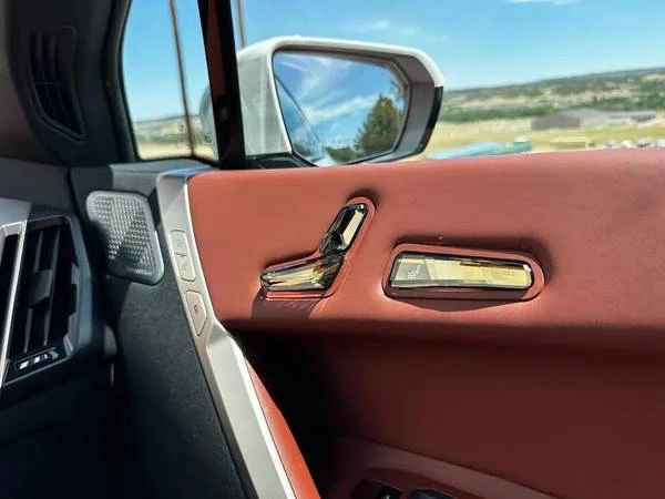 BMW I20 iX M60 - Image 2 of 9
