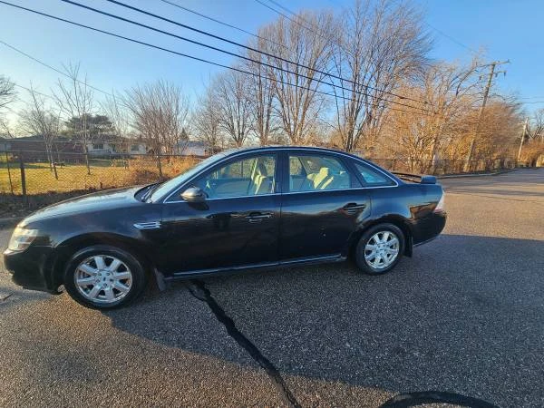 2009 Ford Taurus 5th Gen - Image 3 of 17