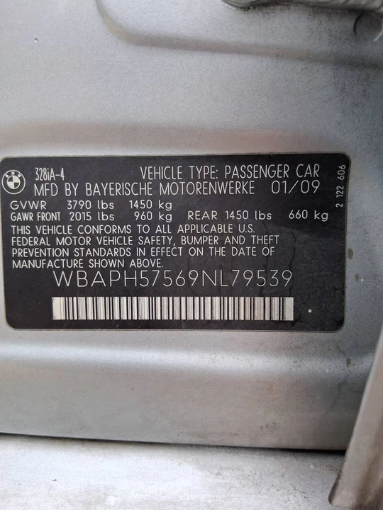 2009 BMW E90 3 Series Sedan - Image 14 of 18