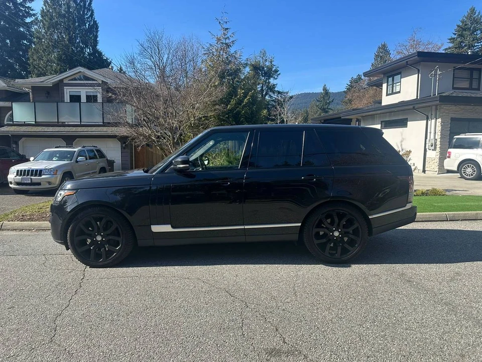 2016 Land Rover Range Rover L405 - Image 2 of 11