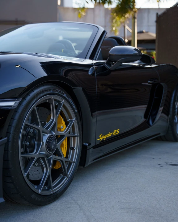 2025 Porsche 718 Boxster Spyder RS - Image 9 of 12