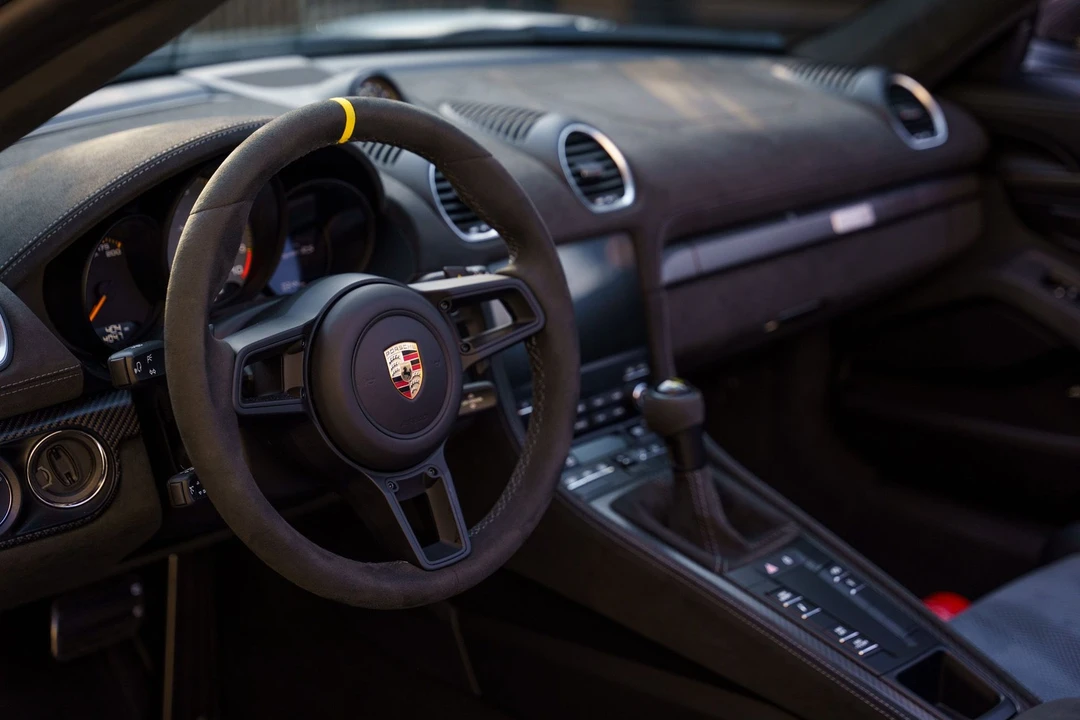 2025 Porsche 718 Boxster Spyder RS - Image 5 of 12