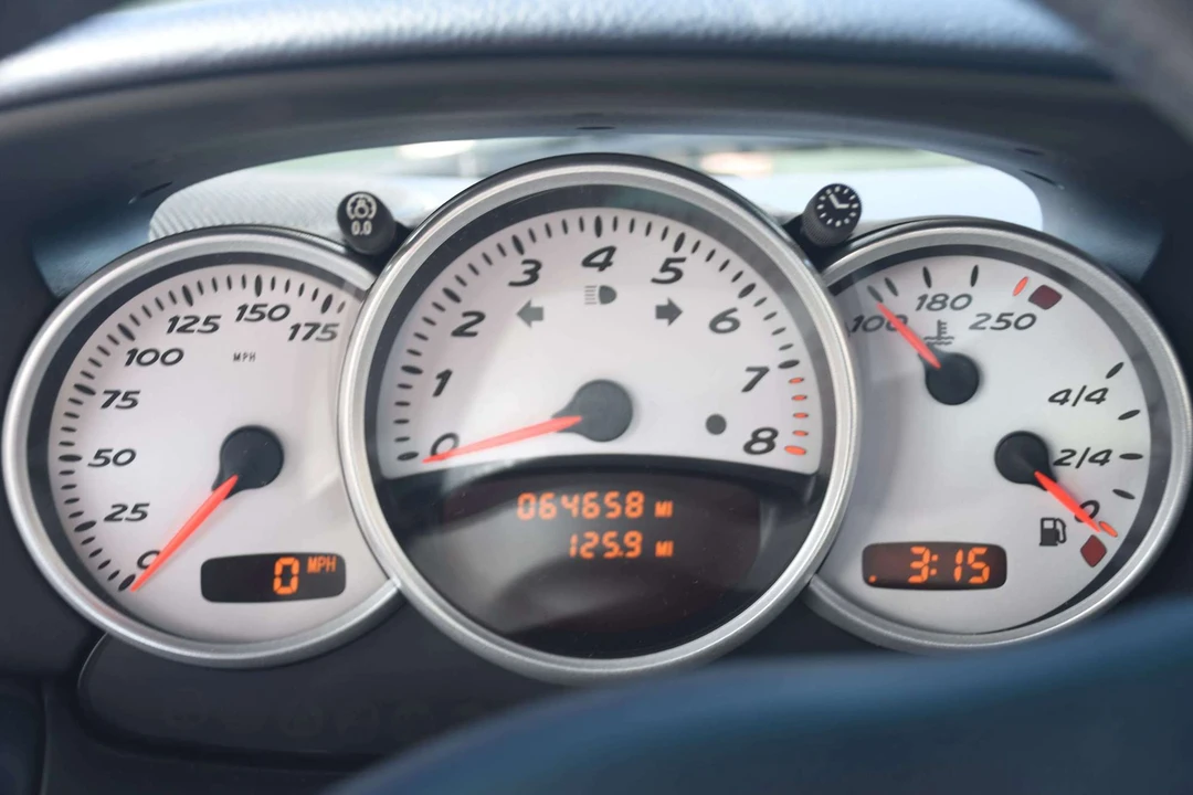2003 Porsche 986 Boxster S - Image 11 of 28