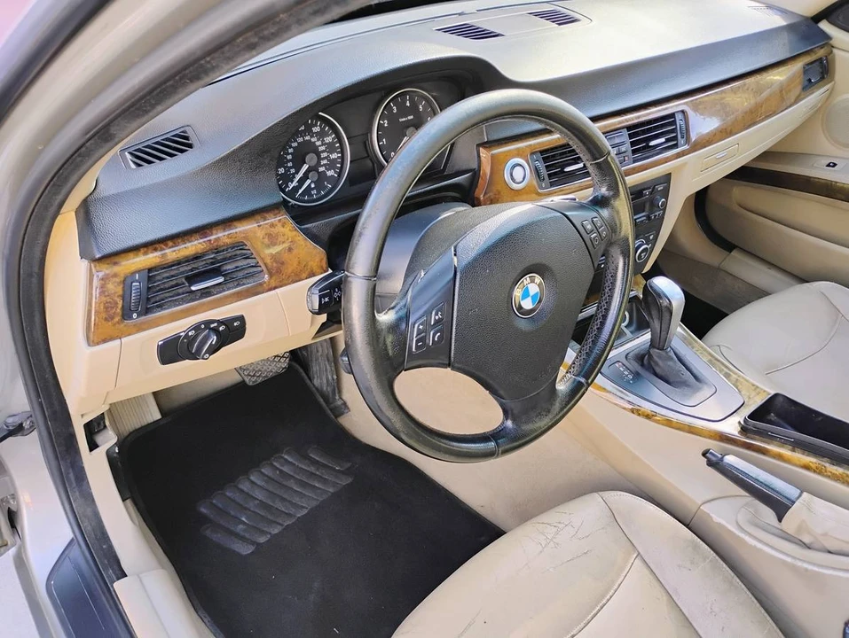 2007 BMW E90 3 Series Sedan - Image 14 of 15