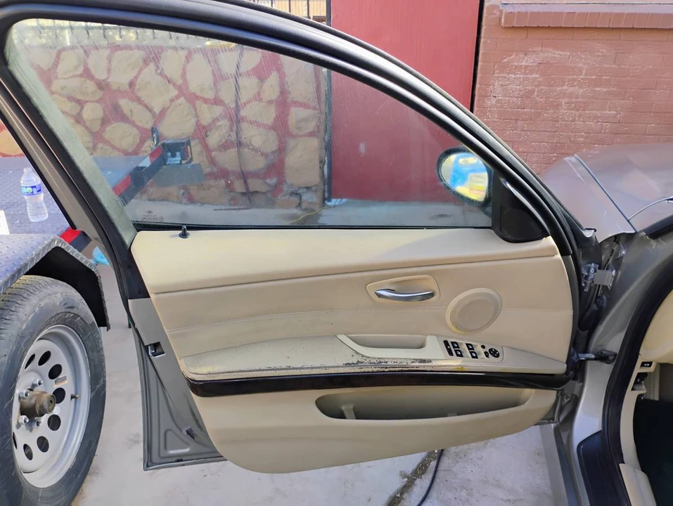 2007 BMW E90 3 Series Sedan - Image 8 of 12