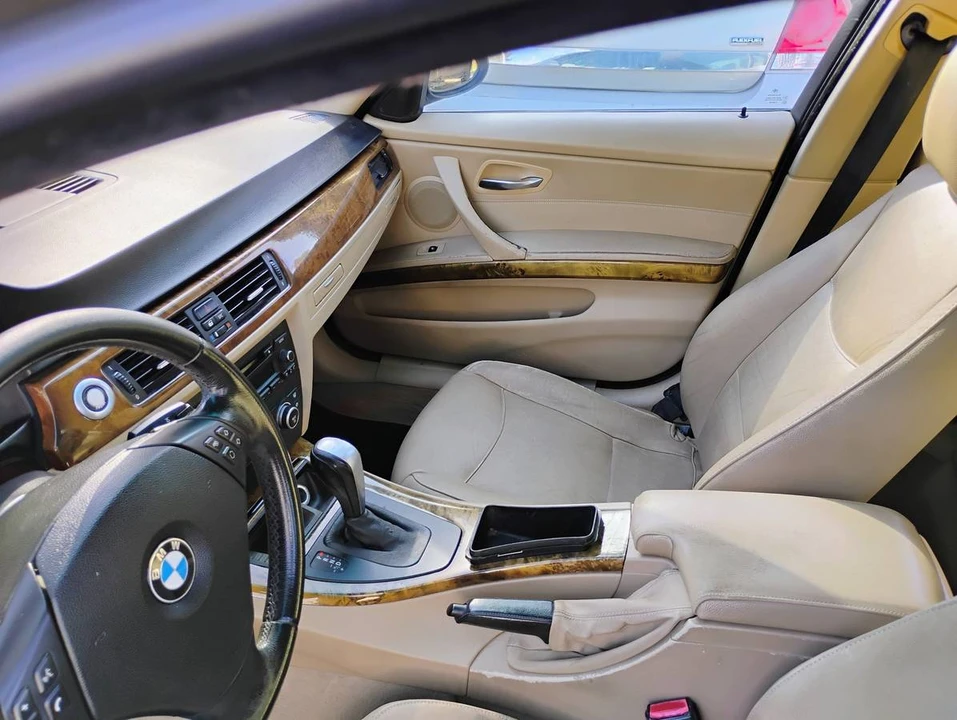 2007 BMW E90 3 Series Sedan - Image 7 of 12