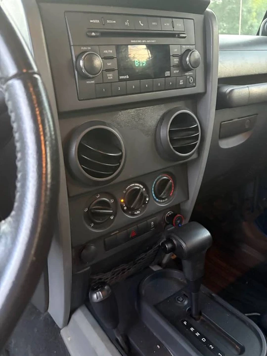 2010 Jeep JK Wrangler - Image 18 of 18