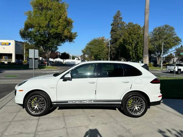 2018 Porsche 958 Cayenne S - Image 7 of 11