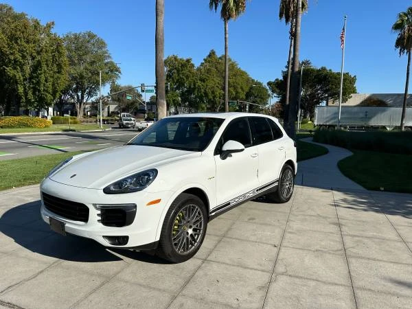 2018 Porsche 958 Cayenne S - Image 6 of 11