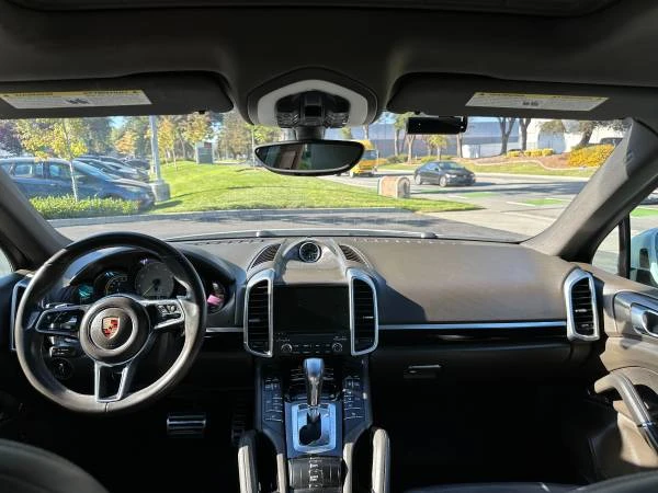 2018 Porsche 958 Cayenne S - Image 8 of 11