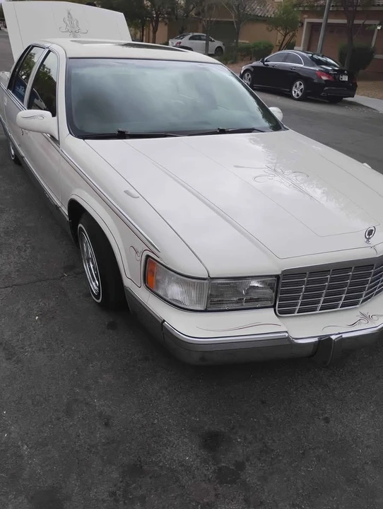 1996 Cadillac Fleetwood - Image 2 of 7