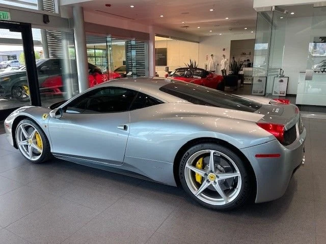 2014 Ferrari 458 Italia - Image 3 of 9