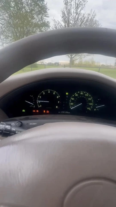1997 Lexus LS 2nd Gen - Image 5 of 5