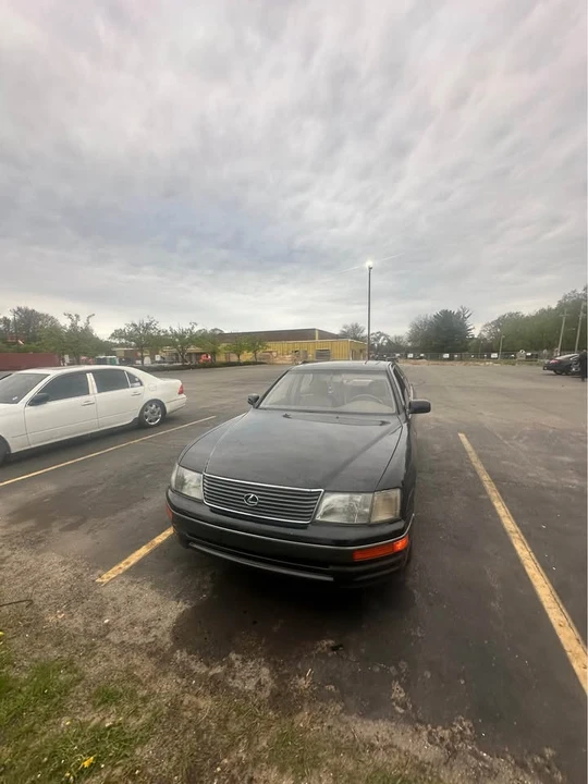 1997 Lexus LS 2nd Gen - Image 3 of 5