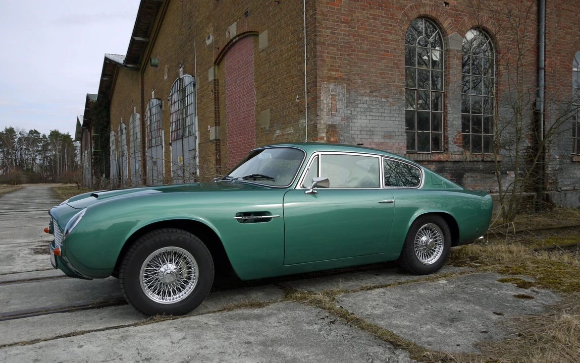 Aston Martin DB6 - Image 2 of 20