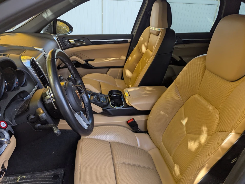 2016 Porsche 958 Cayenne - Image 7 of 8