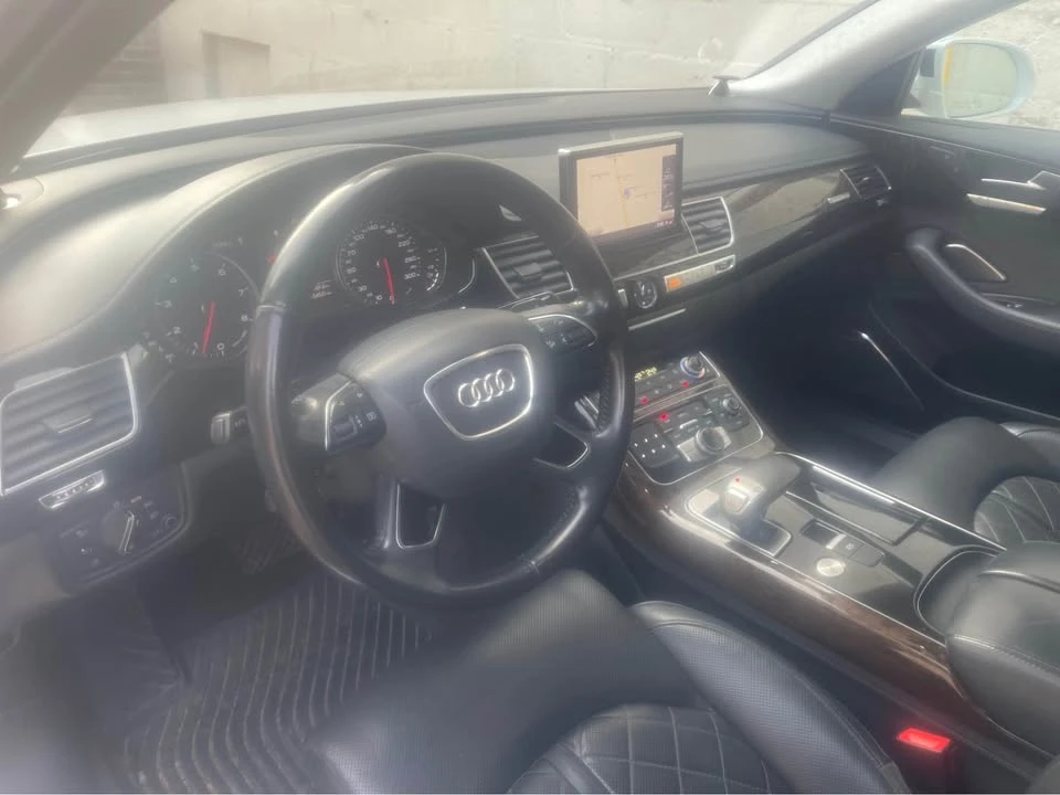 2012 Audi D4 A8 - Image 4 of 5