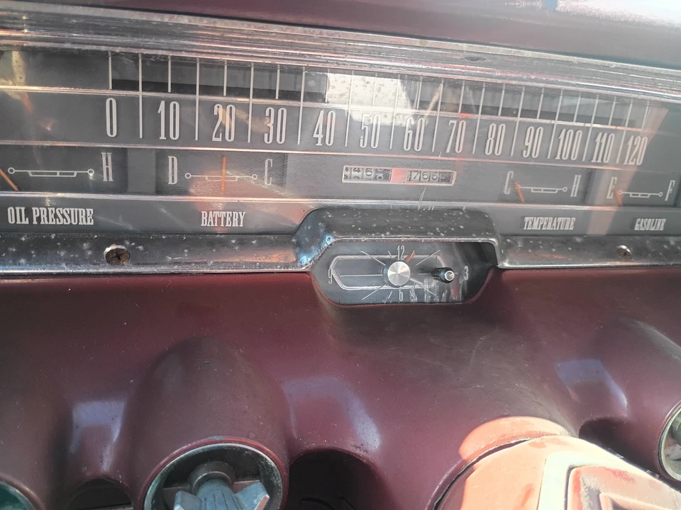1963 Chrysler Imperial 2nd Gen - Image 10 of 11