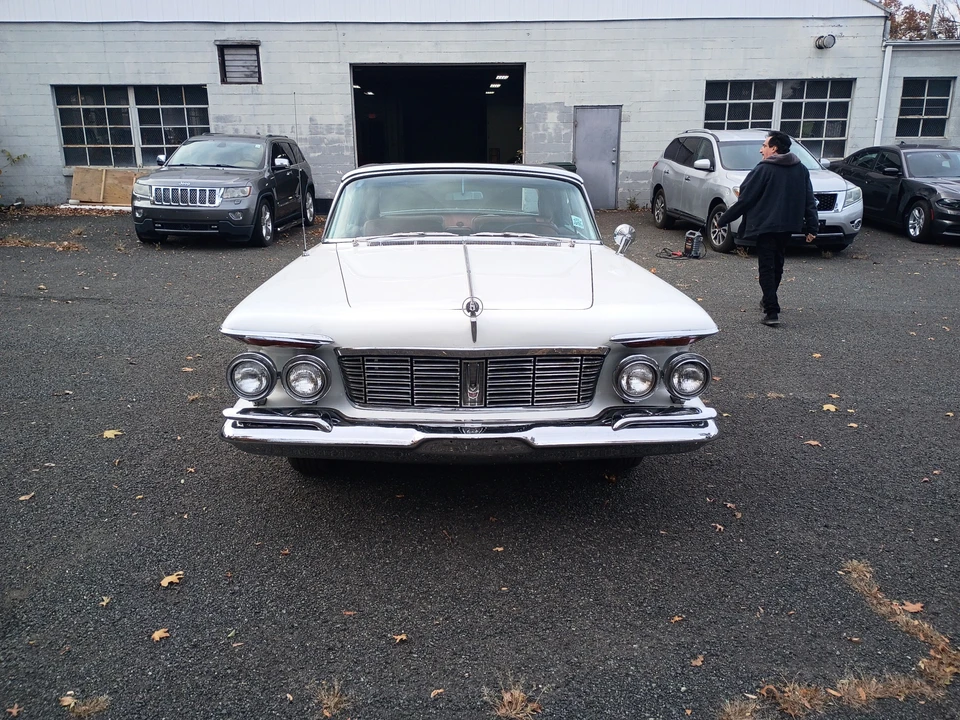 1963 Chrysler Imperial 2nd Gen - Image 4 of 11