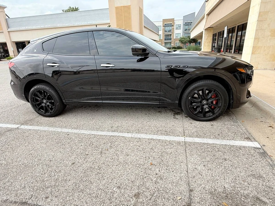 2020 Maserati Levante - Image 10 of 15
