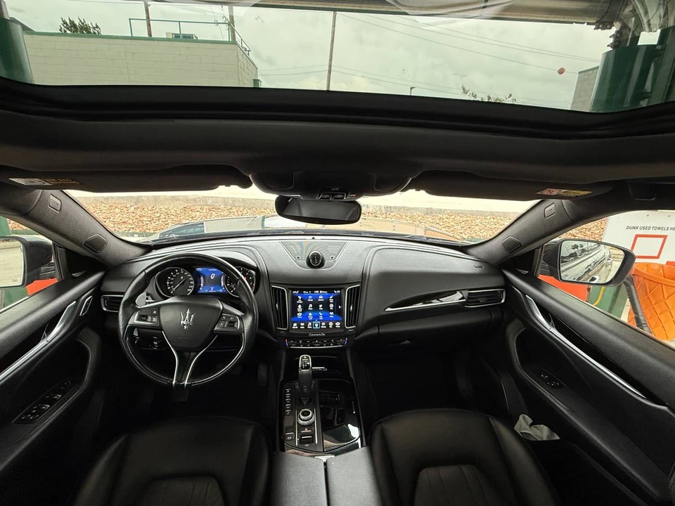 2020 Maserati Levante - Image 5 of 15