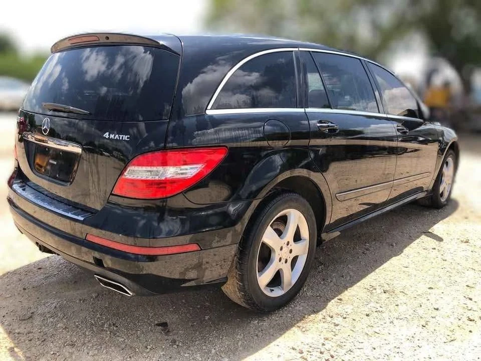 2012 Mercedes-Benz W251 R-Class - Image 2 of 10