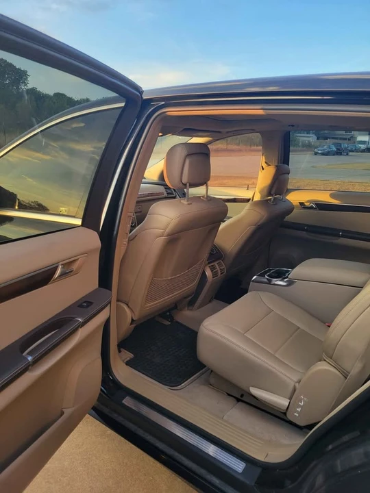 2012 Mercedes-Benz W251 R-Class - Image 8 of 10