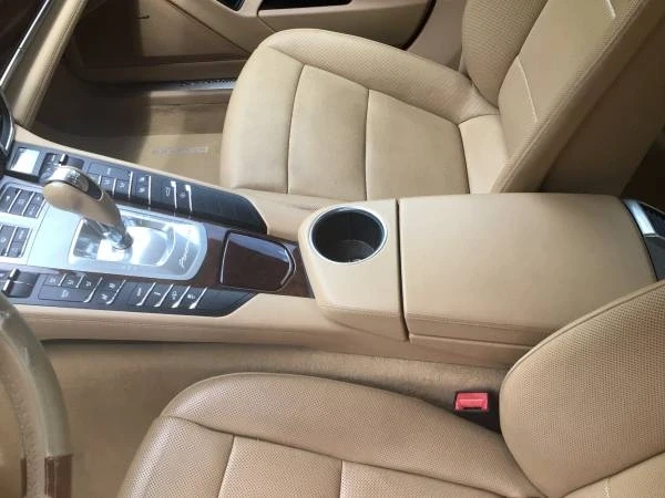 2010 Porsche 970 Panamera 4S - Image 11 of 12