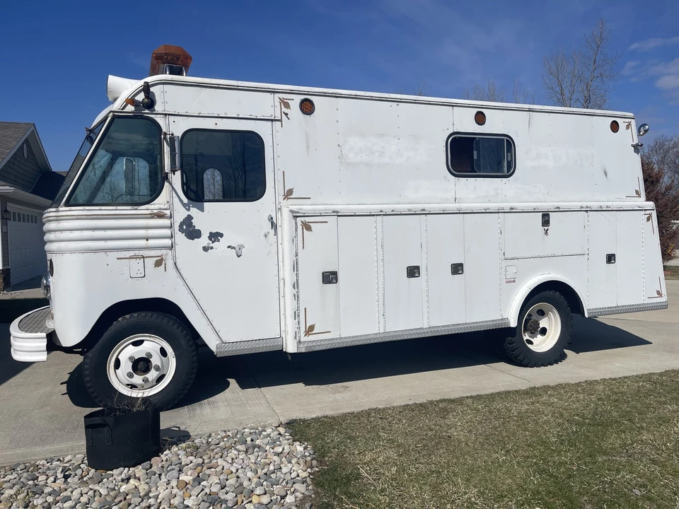 1966 Ford Econoline Van - Image 9 of 31