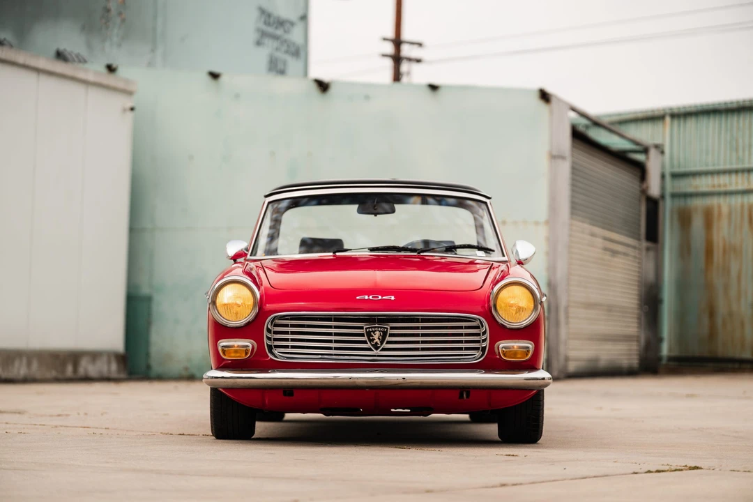 1964 Peugeot - Image 4 of 31