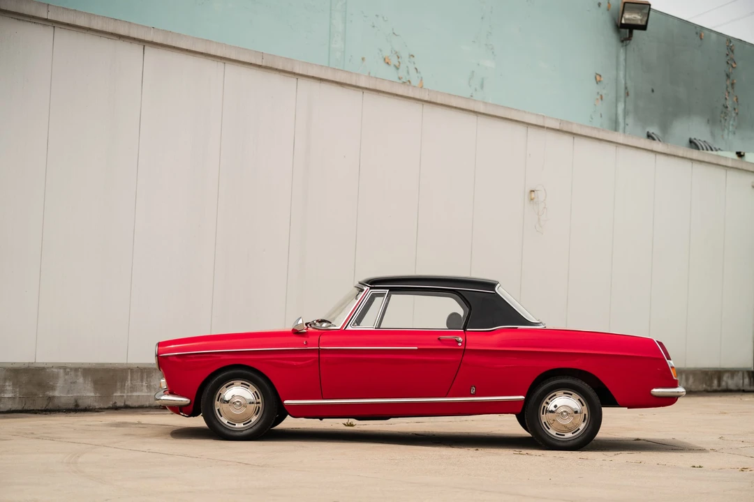 1964 Peugeot - Image 7 of 31