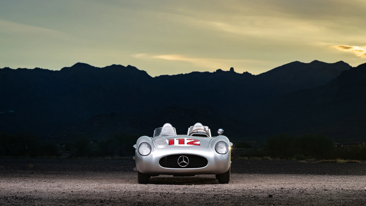 Mercedes-Benz 300SL Gullwing - Image 12 of 31