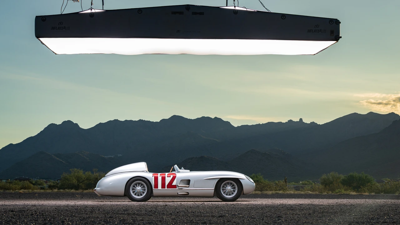 Mercedes-Benz 300SL Gullwing - Image 24 of 31