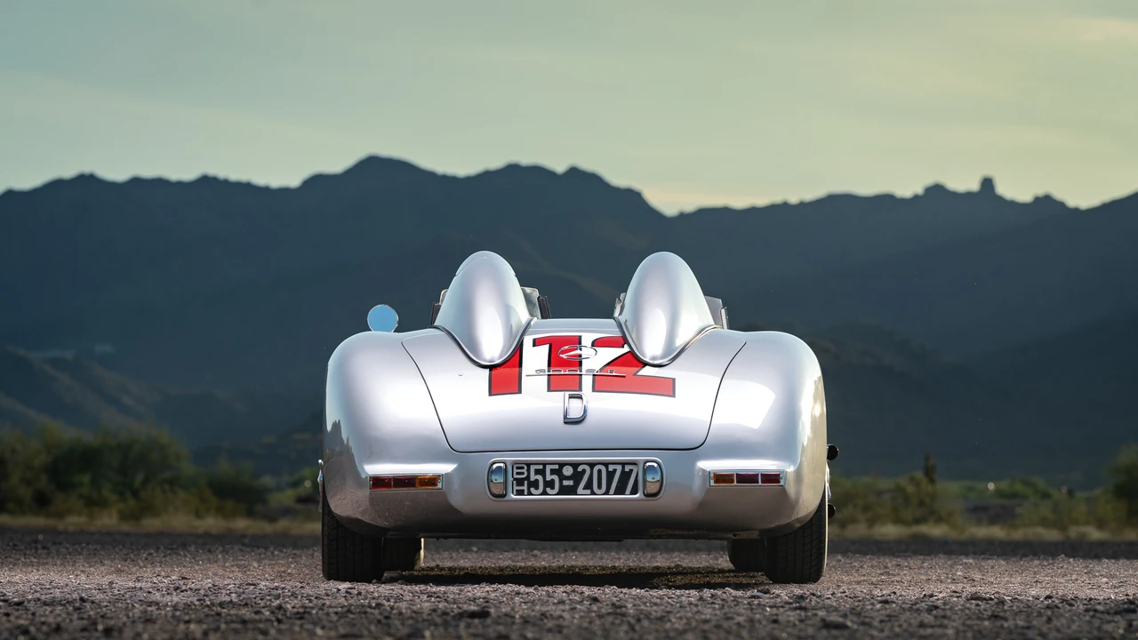 Mercedes-Benz 300SL Gullwing - Image 31 of 31