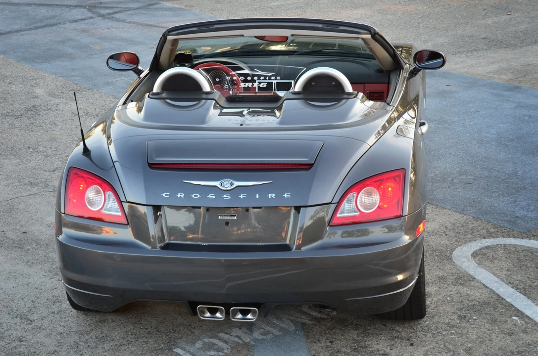 2005 Chrysler Crossfire - Image 29 of 31