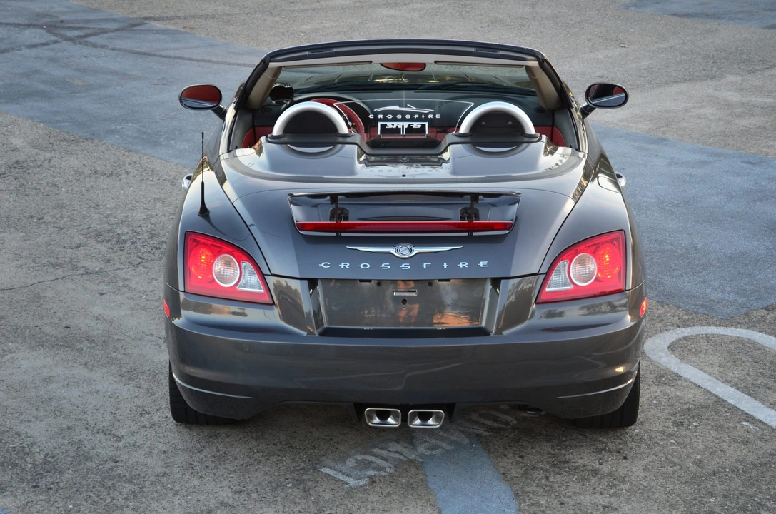 2005 Chrysler Crossfire - Image 28 of 31