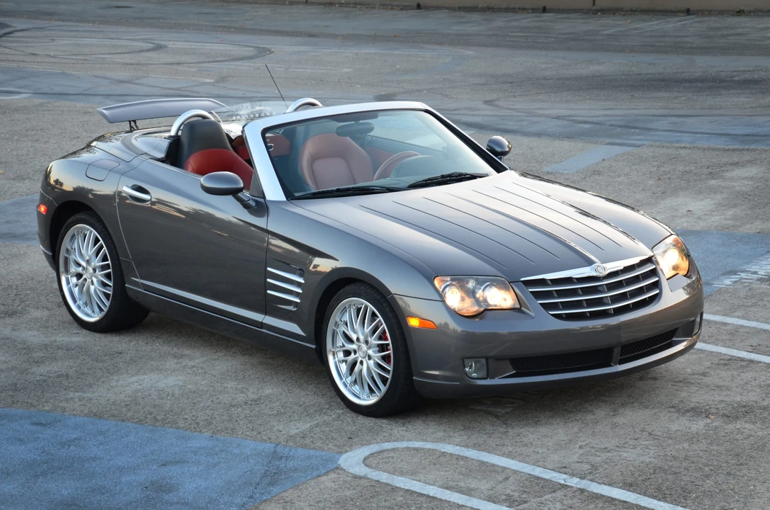 2005 Chrysler Crossfire - Image 15 of 31