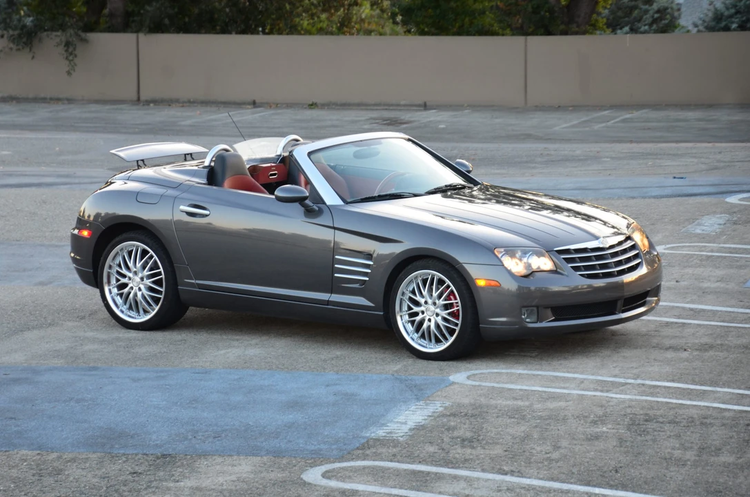 2005 Chrysler Crossfire - Image 14 of 31